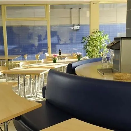 Hotel Cis Maurice Ravel 2*