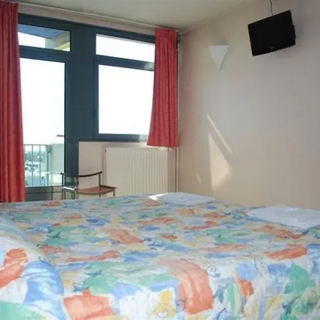 Cis Maurice Ravel Hotell 2*
