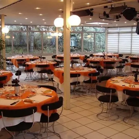Cis Maurice Ravel Hotell 2*