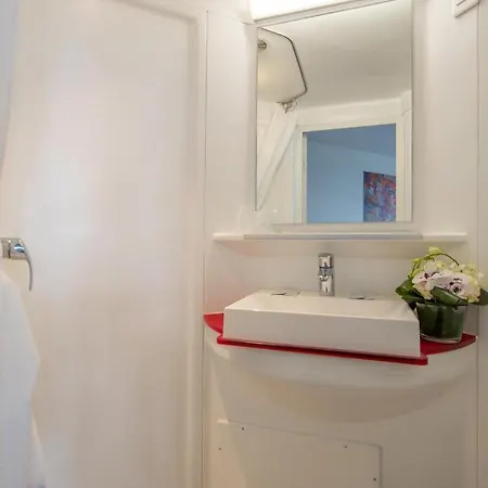 Hotel Cis Maurice Ravel 2*