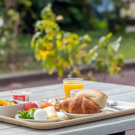 Hotell Cis Maurice Ravel